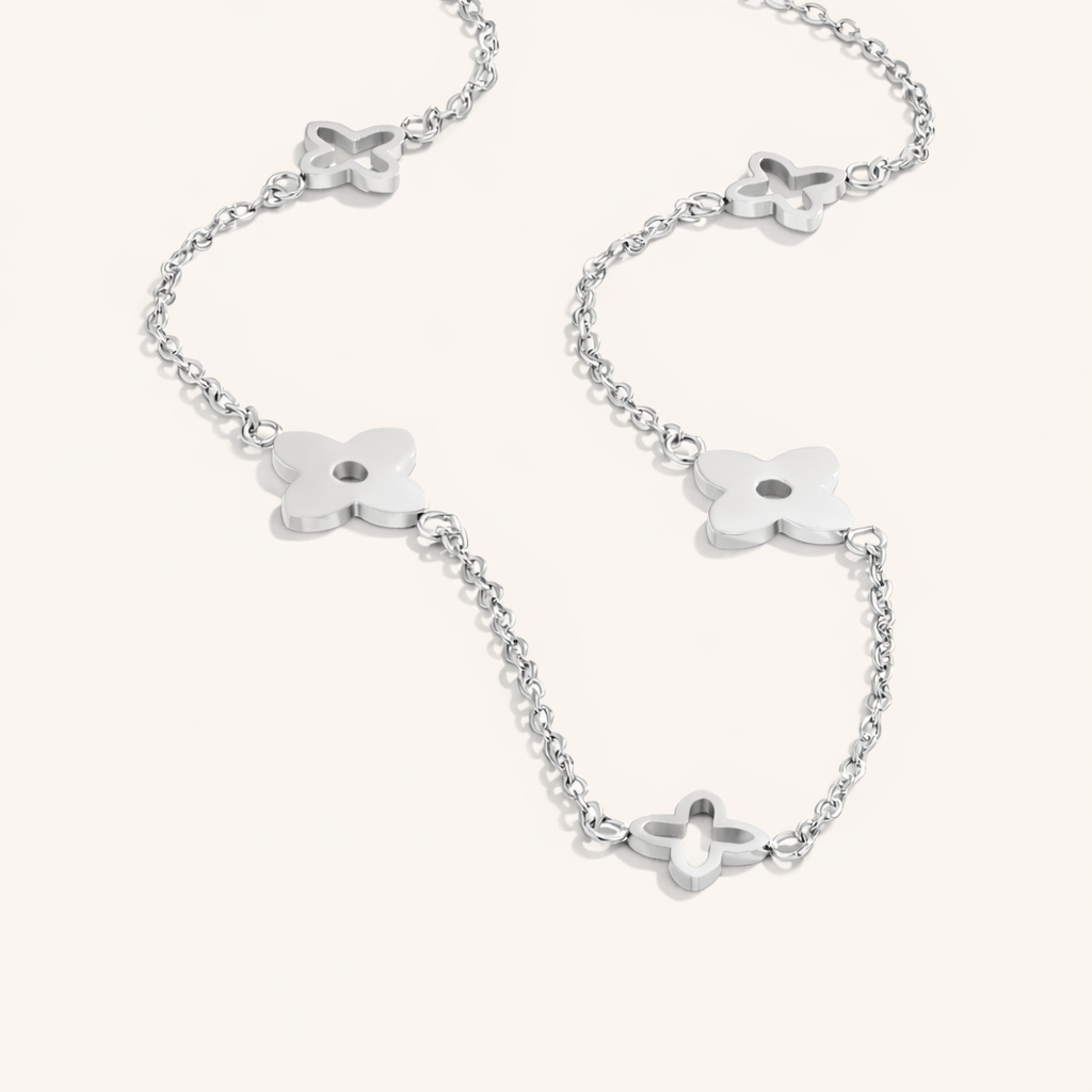 Torini | Petal Necklace Gold